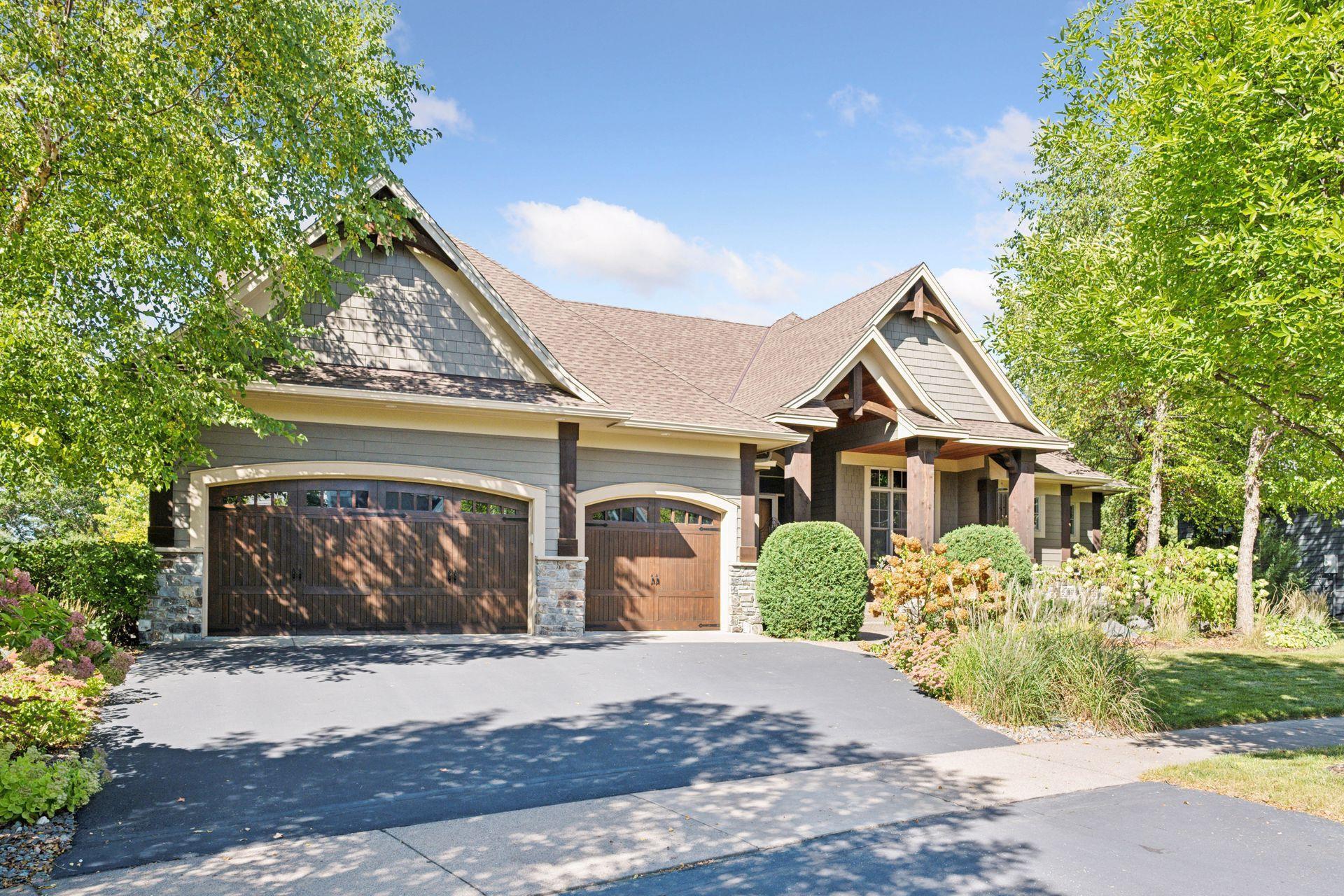 4640 Bluebell Trail N