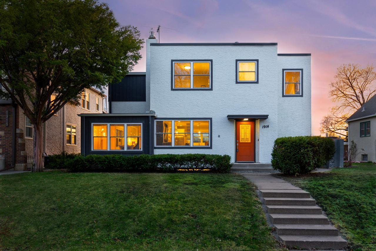 1914 Saint Anthony Parkway