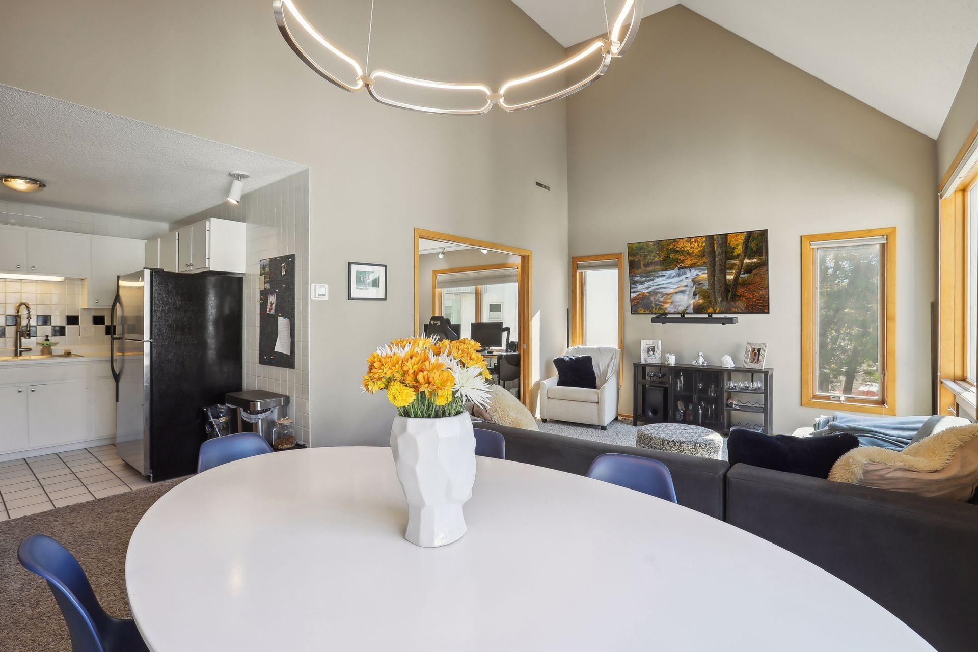 3047 Lake Shore Drive Unit: B