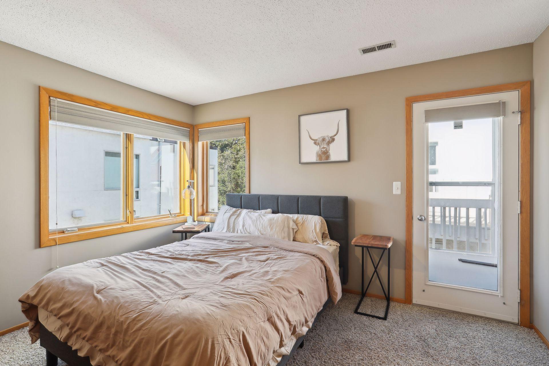 3047 Lake Shore Drive Unit: B