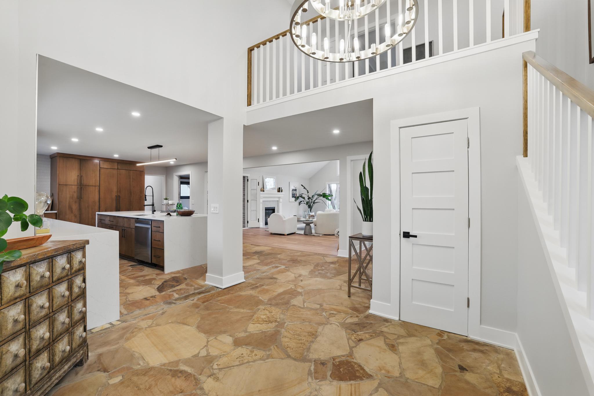 211 Peninsula Road