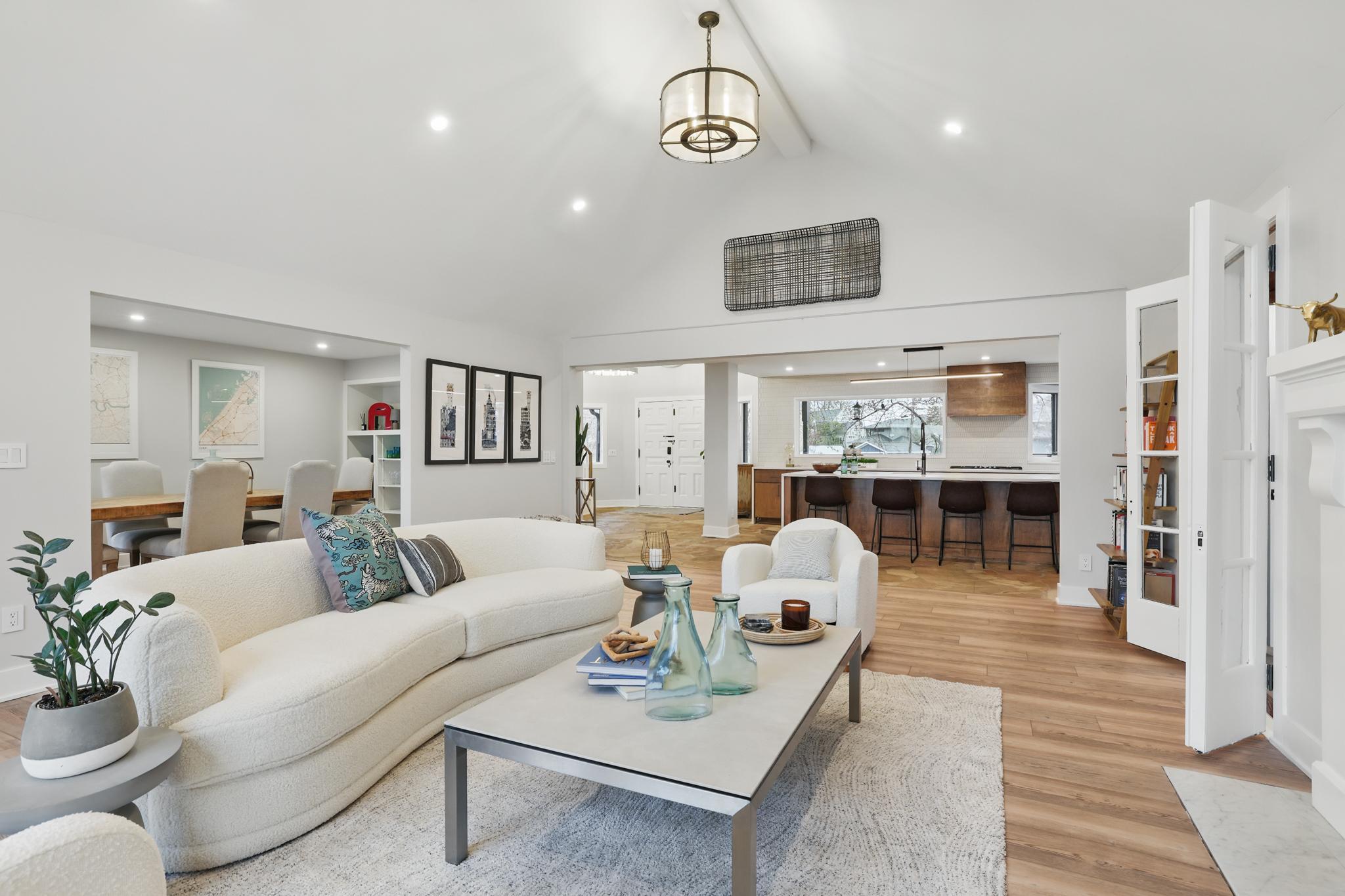 211 Peninsula Road