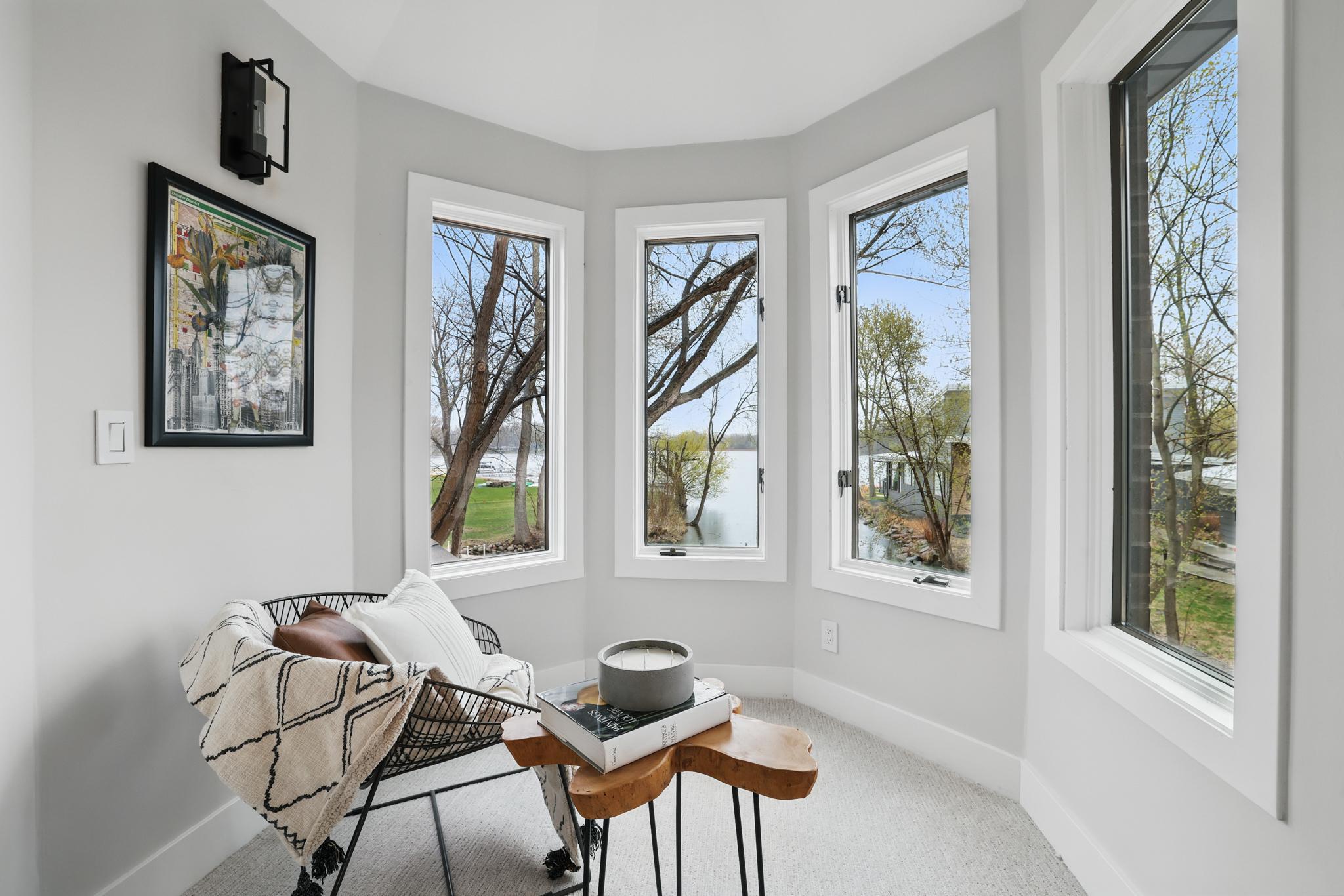 211 Peninsula Road