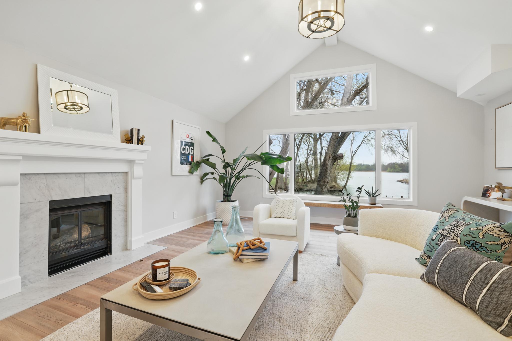 211 Peninsula Road