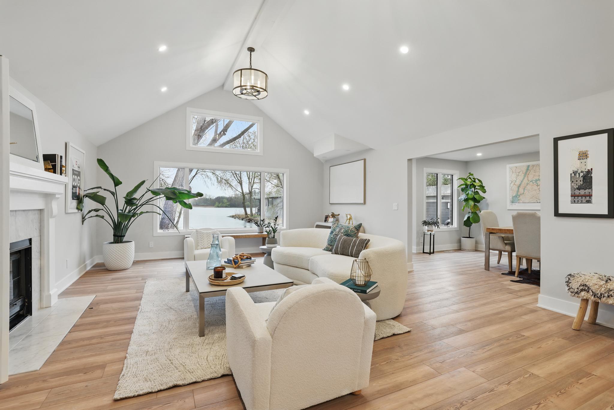 211 Peninsula Road