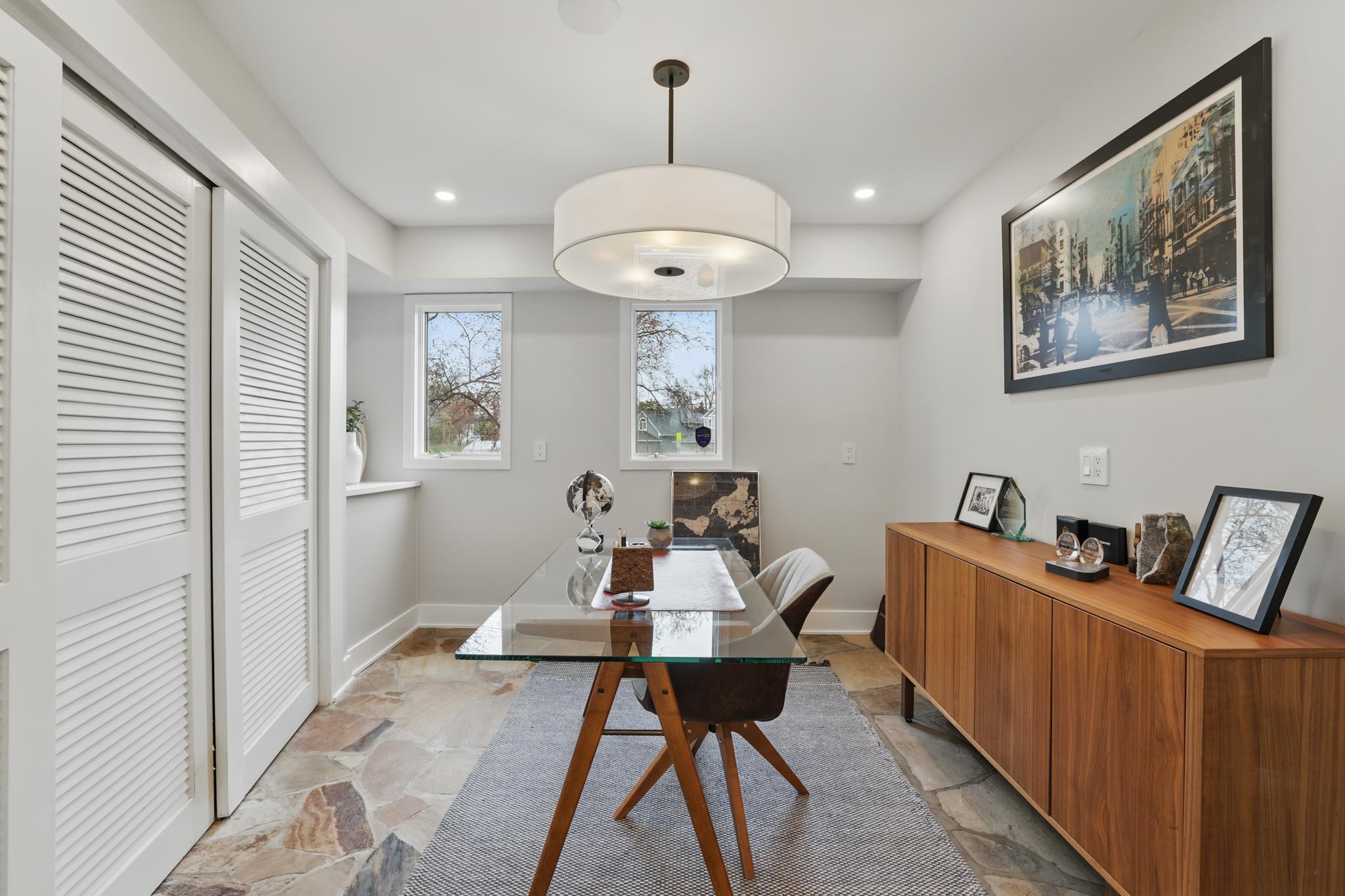 211 Peninsula Road