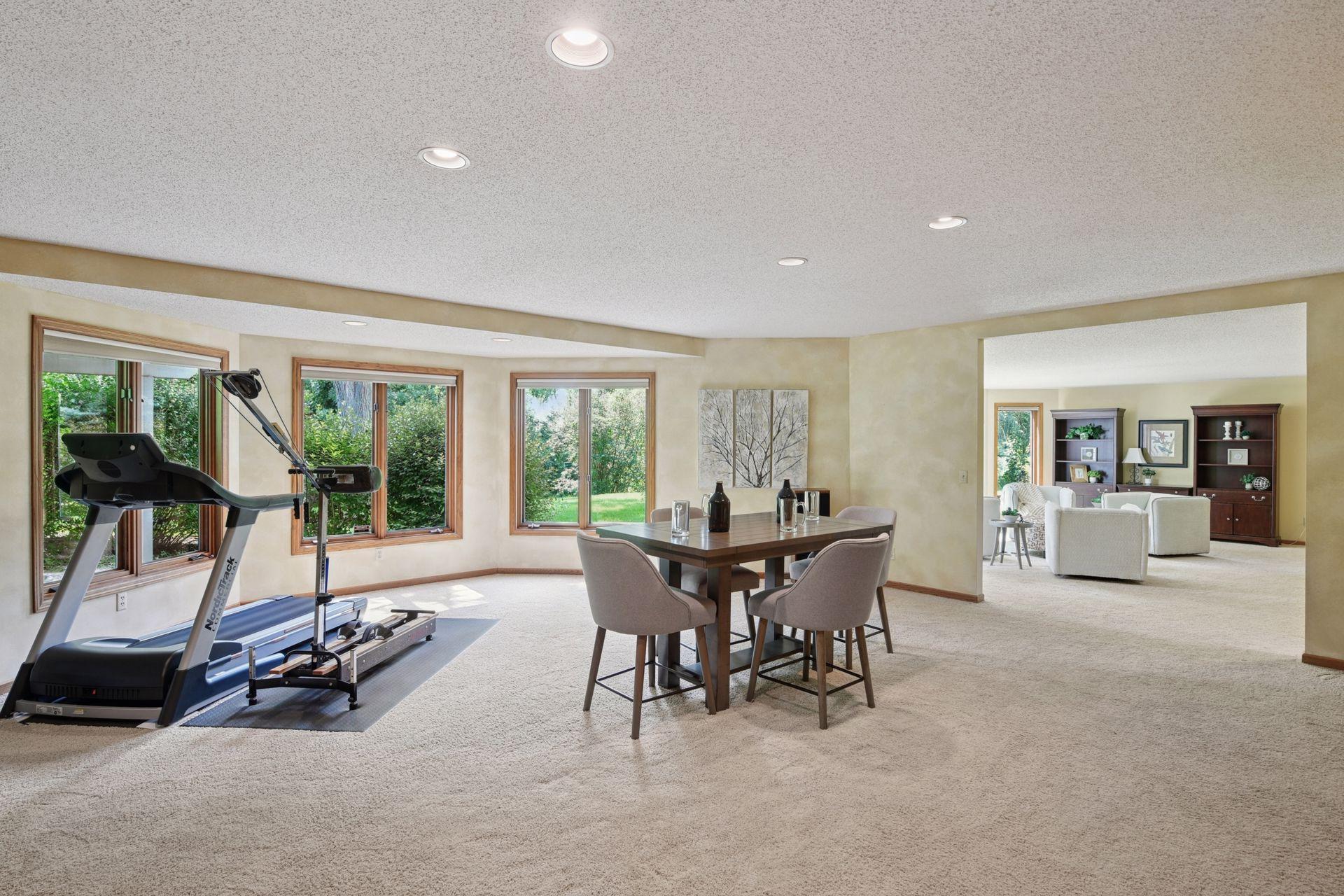 5325 Saddle Ridge Trail