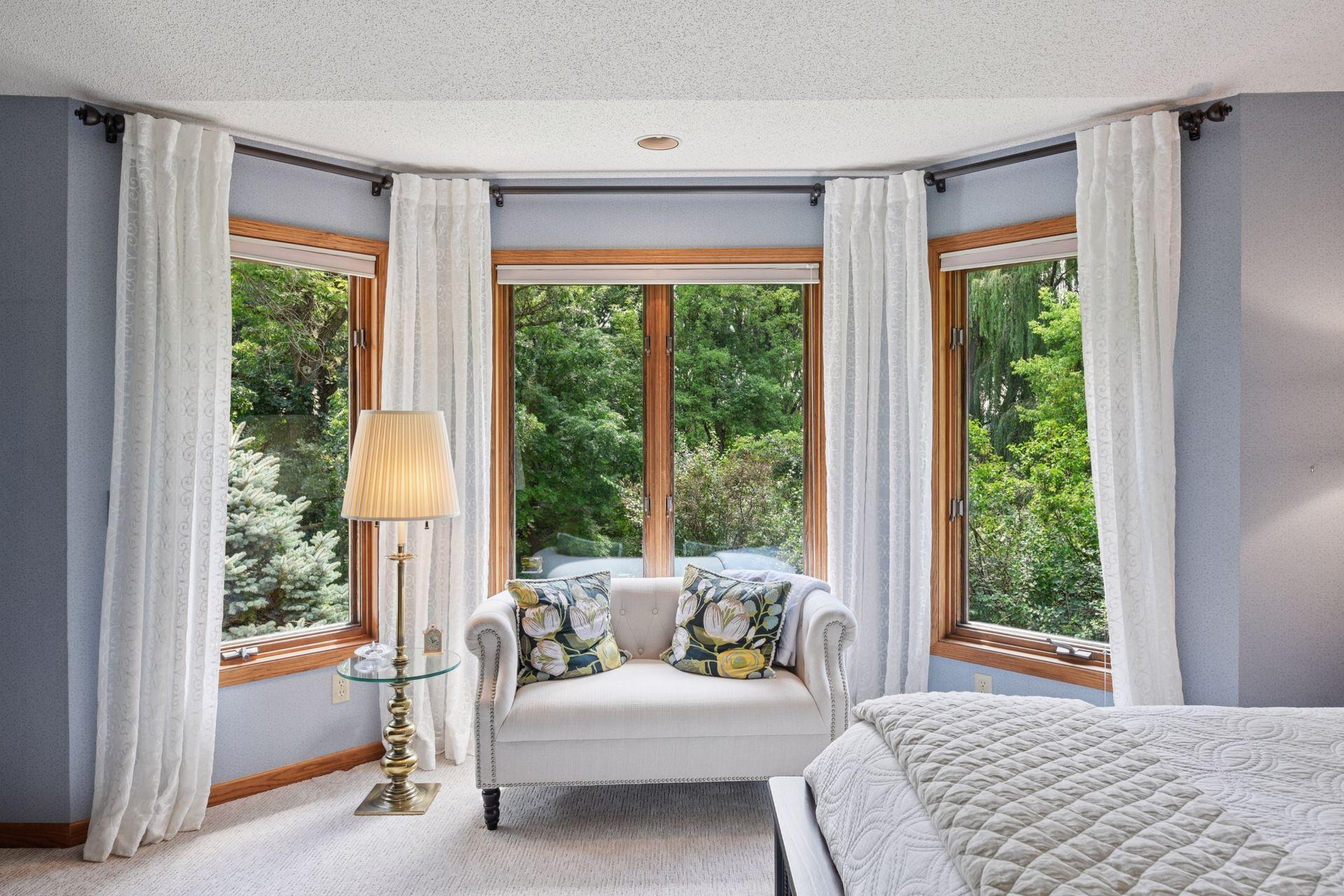 5325 Saddle Ridge Trail