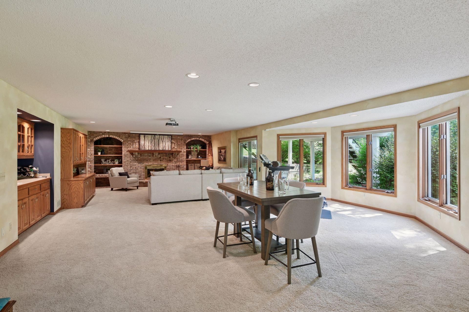 5325 Saddle Ridge Trail