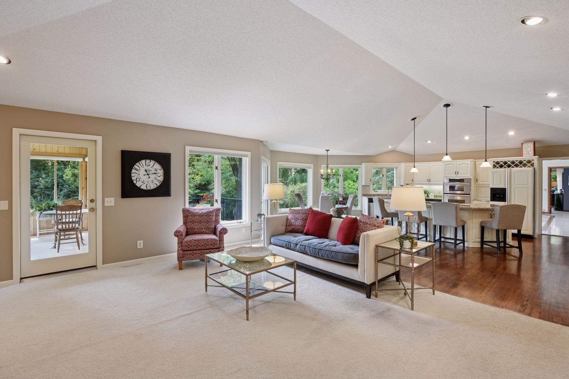 5325 Saddle Ridge Trail