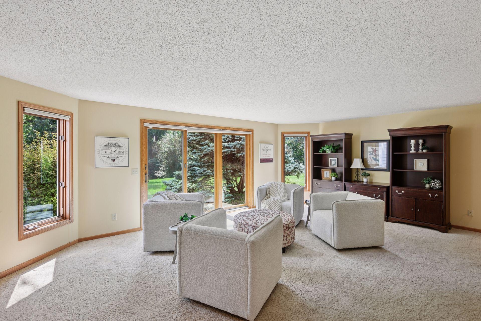 5325 Saddle Ridge Trail