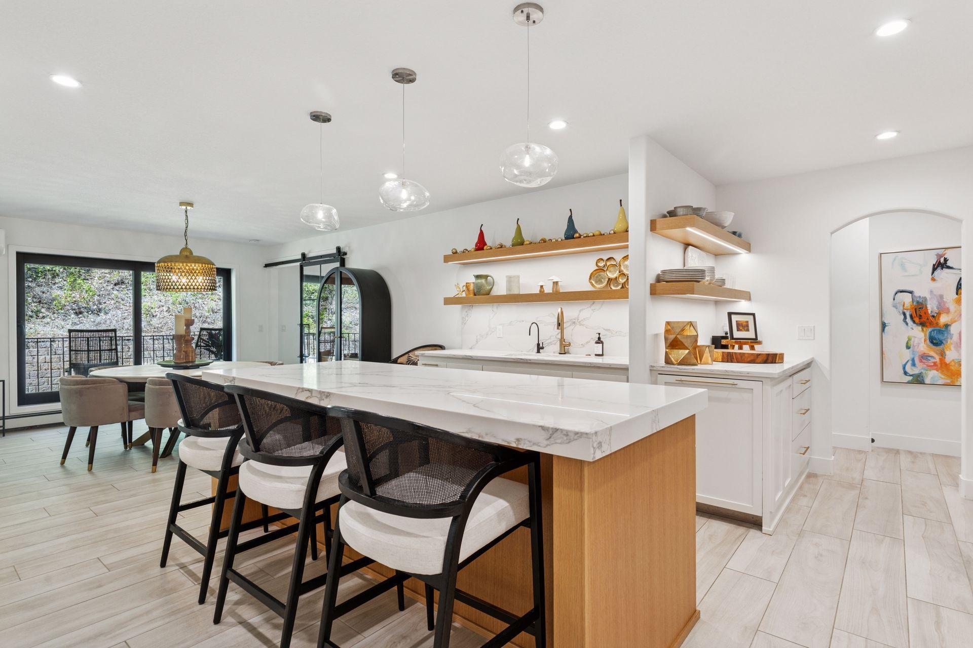 215 Barry Avenue S Unit: 116 and 114