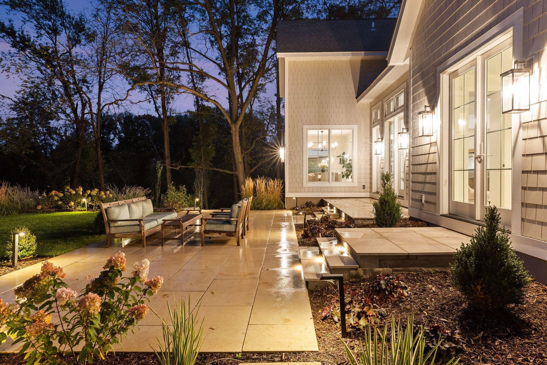 550 Orono Orchards Road S