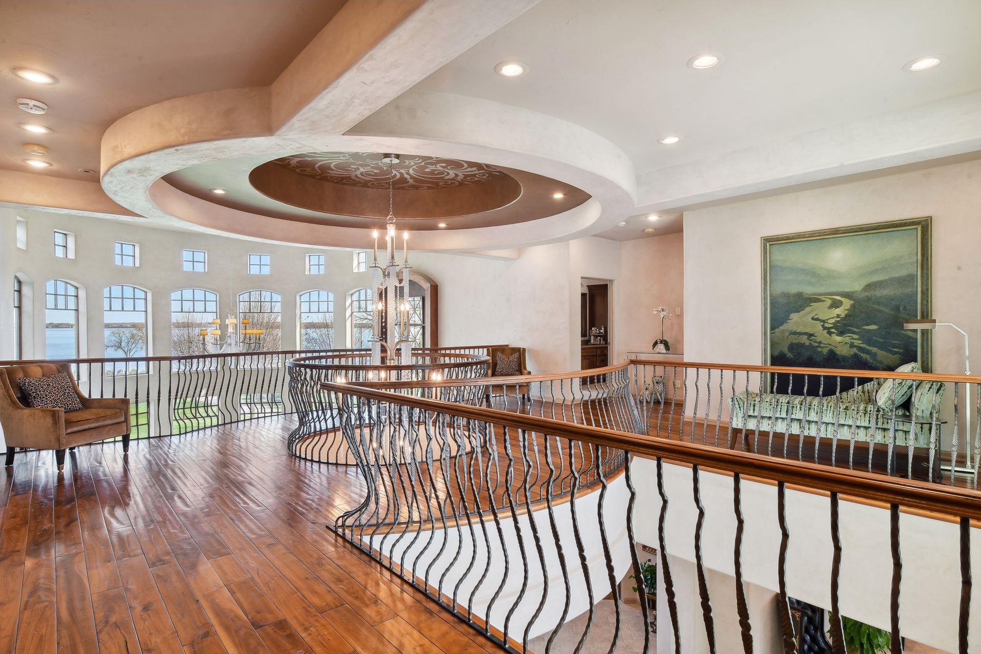 1860 Shoreline Drive