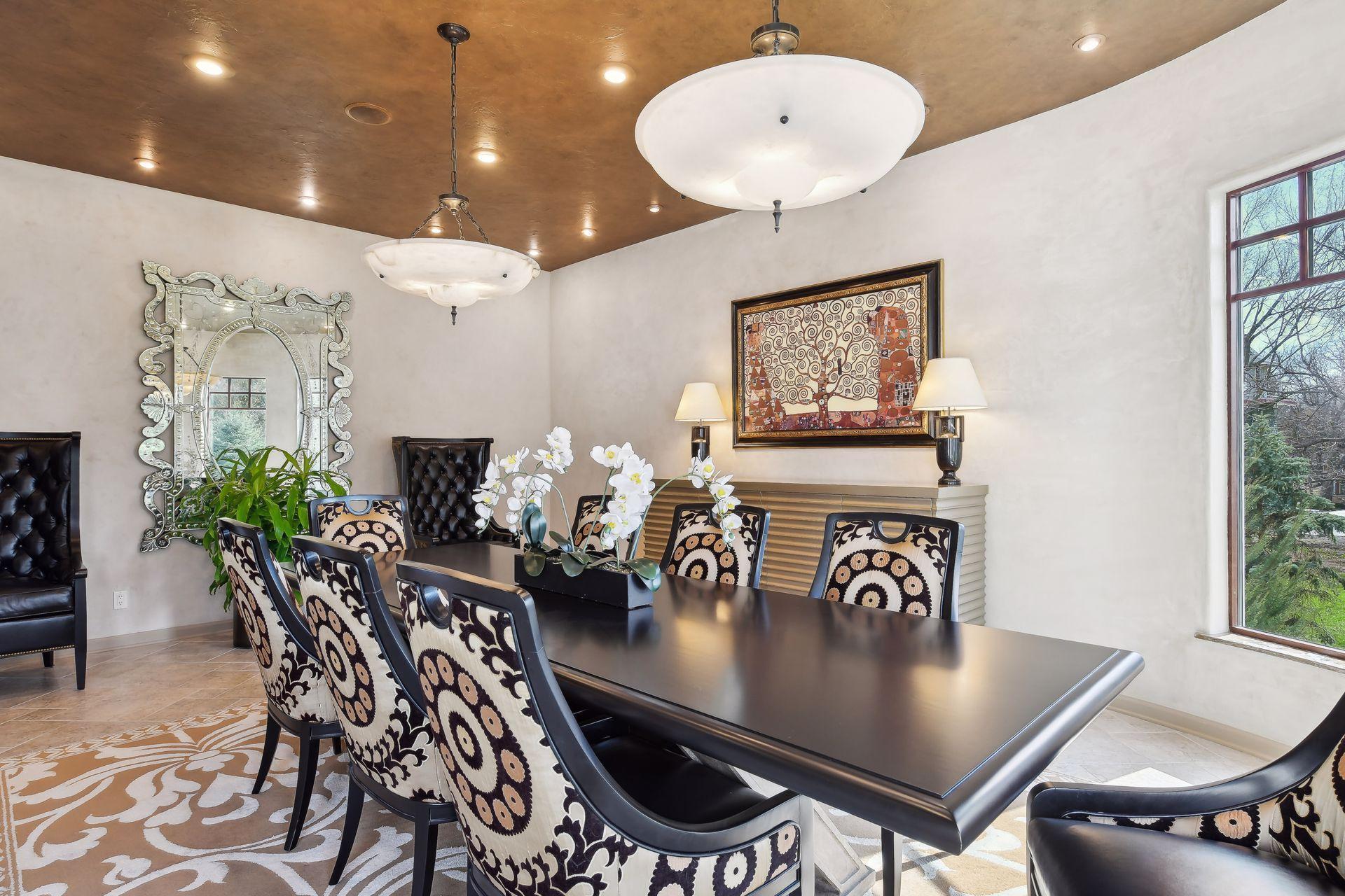 1860 Shoreline Drive