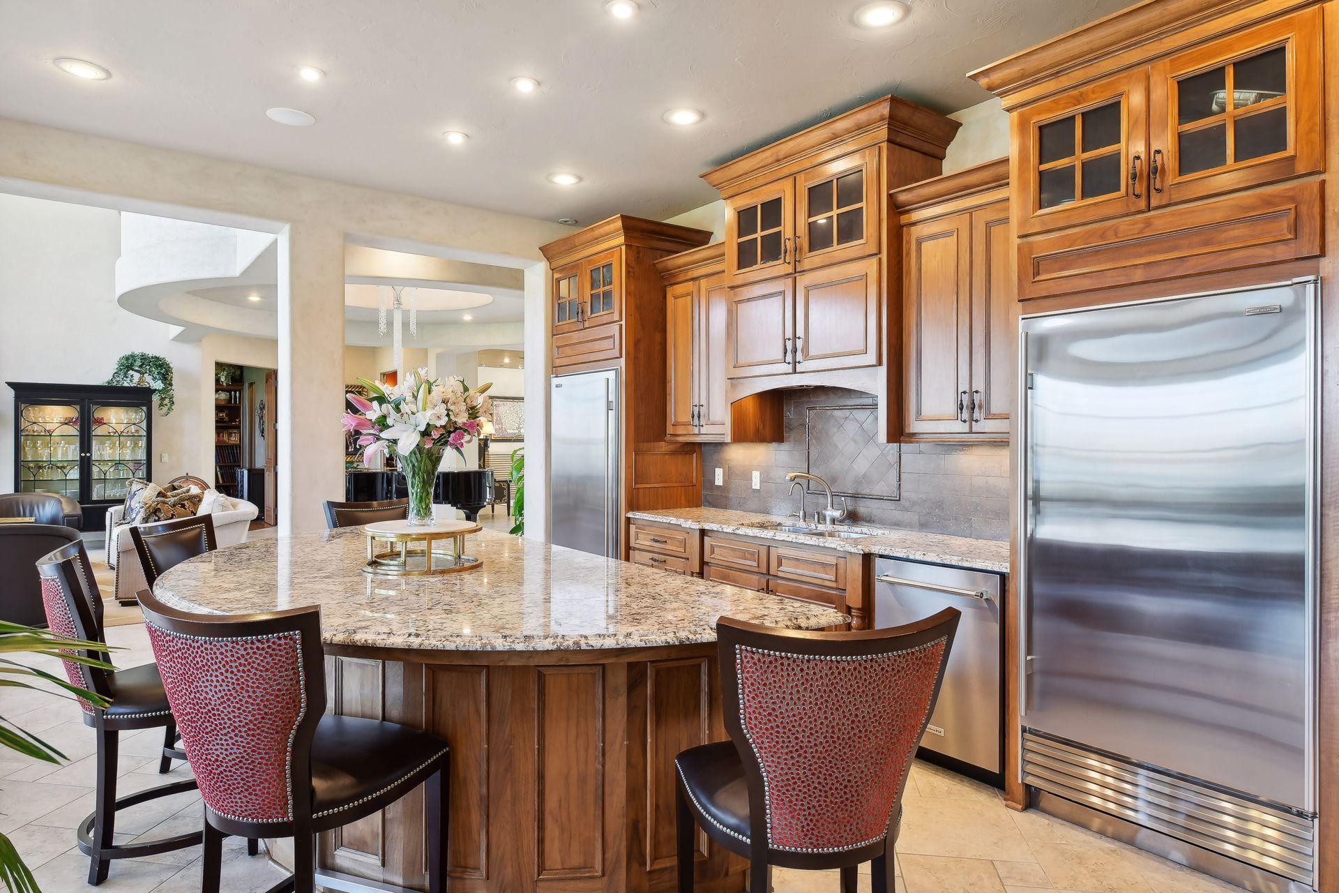 1860 Shoreline Drive