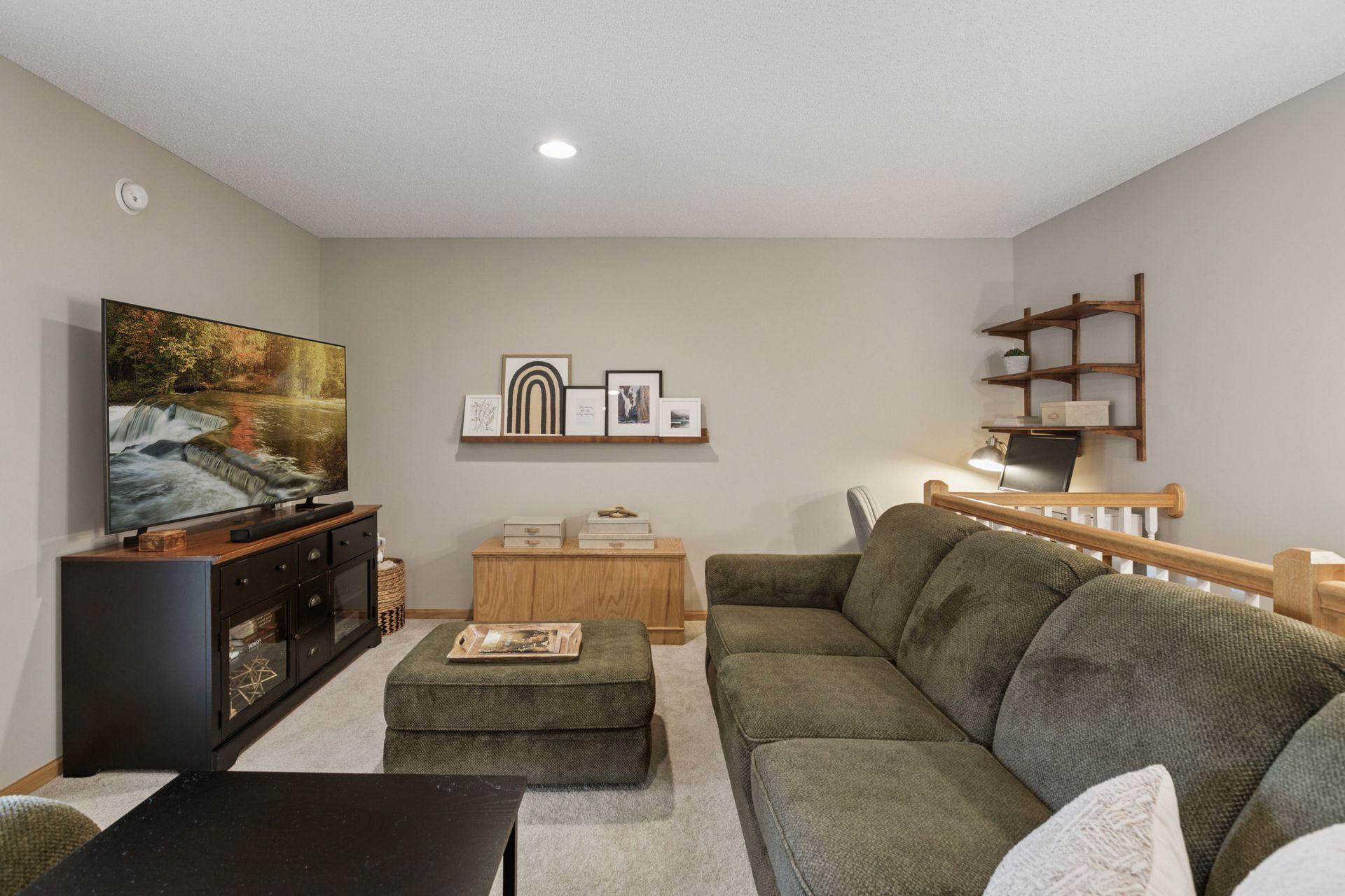 13700 54th Avenue N Unit: 405