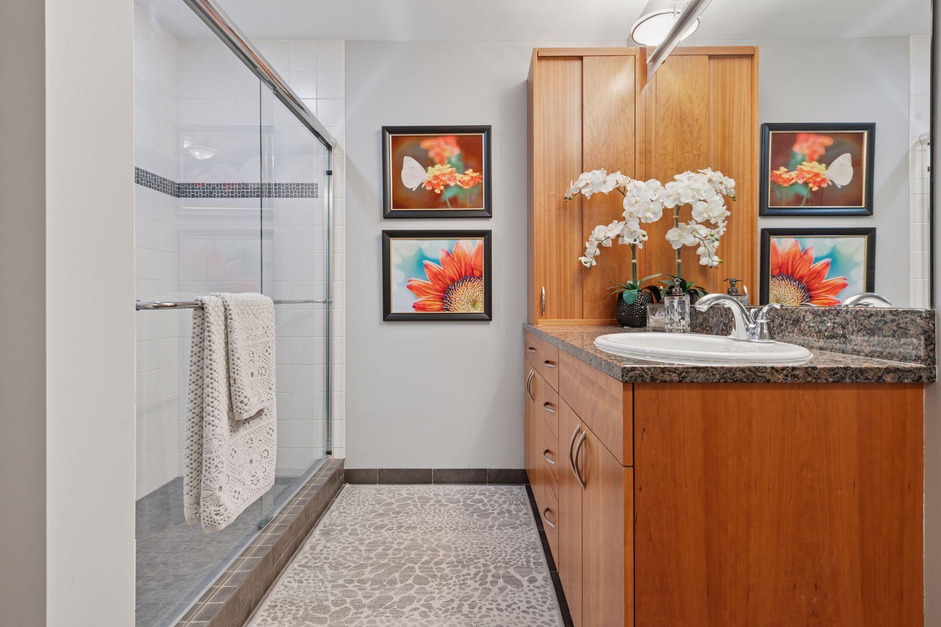 215 10th Avenue S Unit: 812
