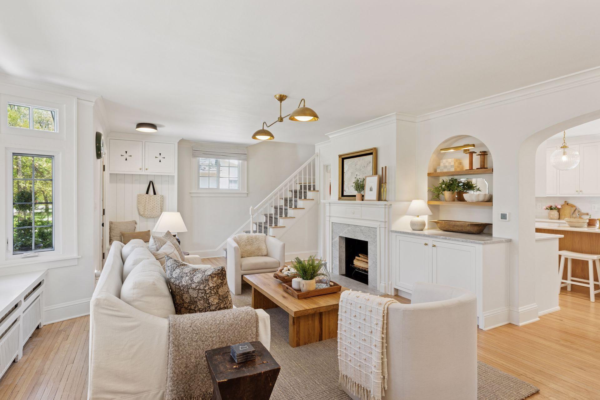 225 Holly Road