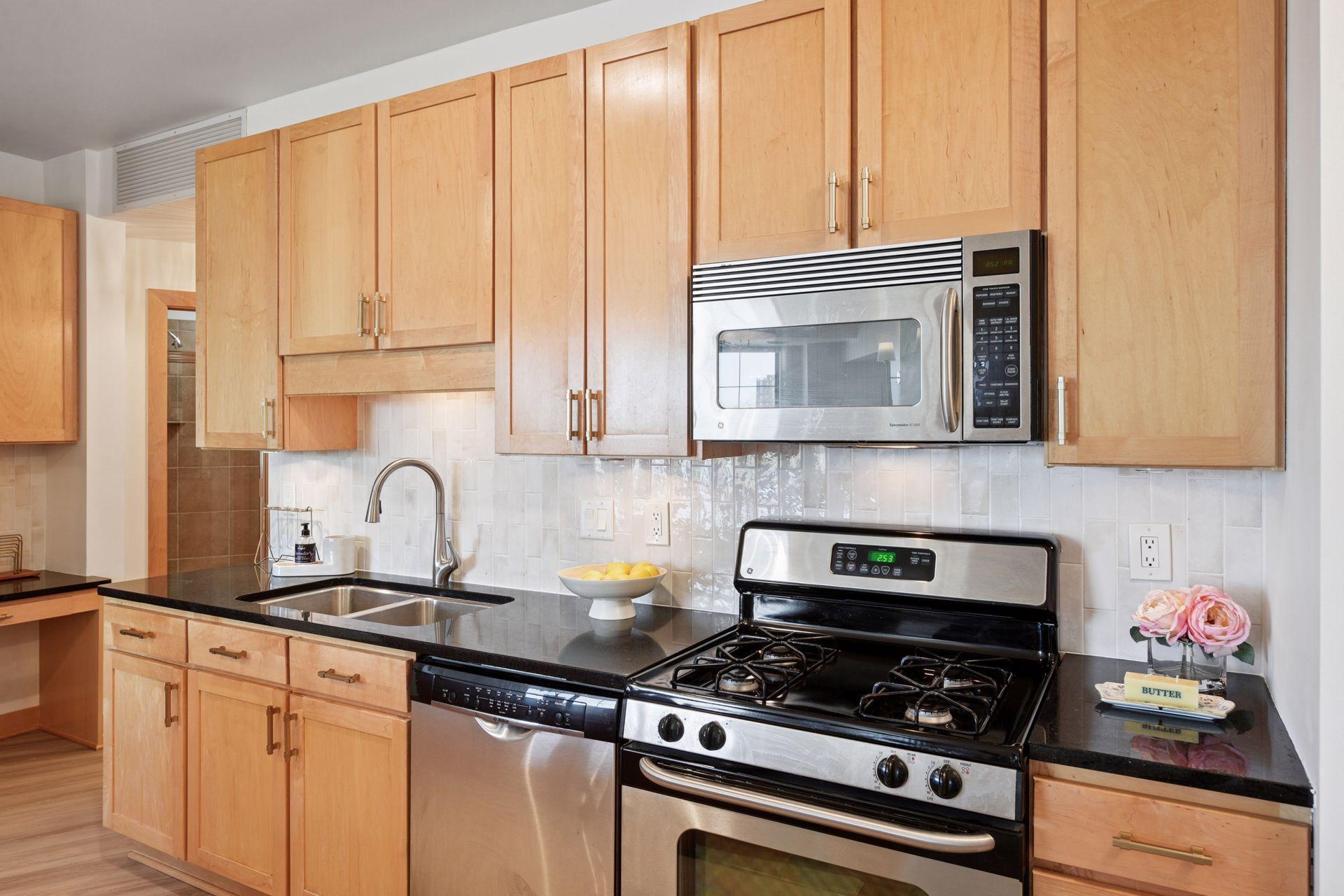 317 Groveland Avenue Unit: 514