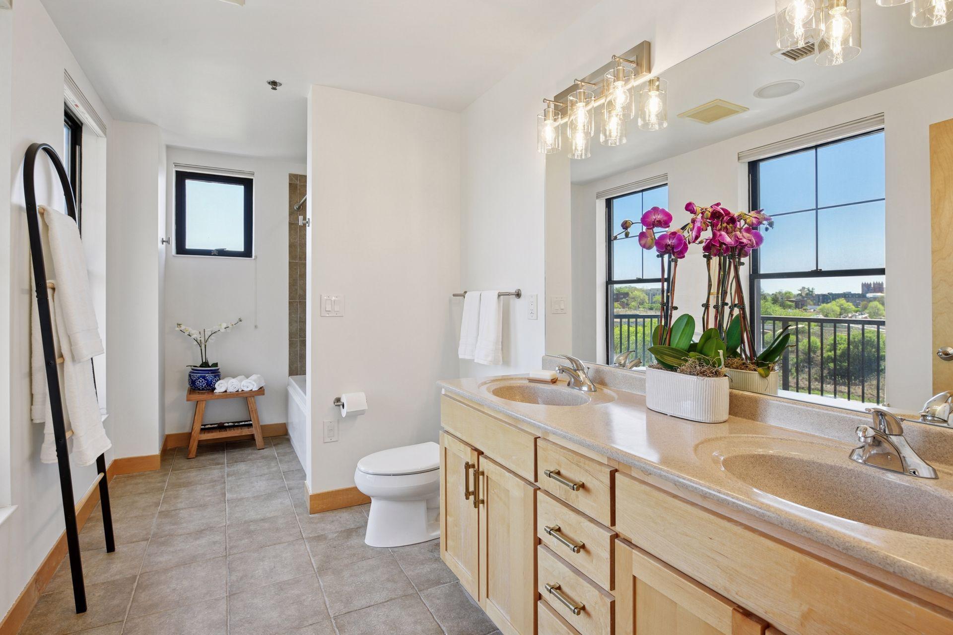 317 Groveland Avenue Unit: 514