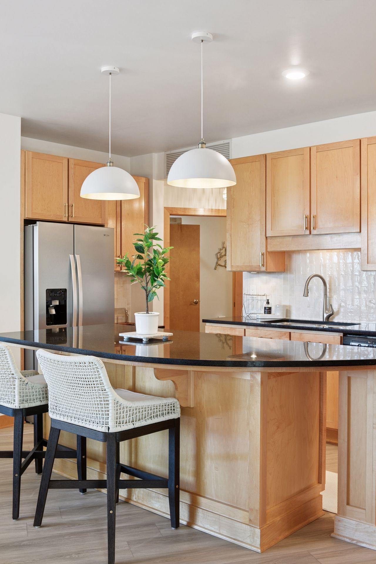 317 Groveland Avenue Unit: 514