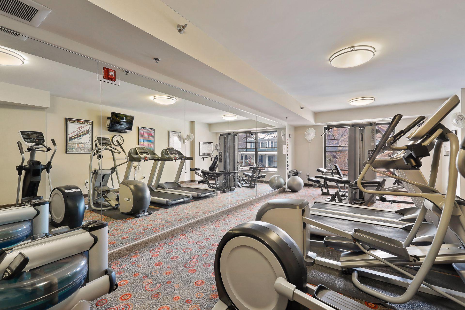 317 Groveland Avenue Unit: 514