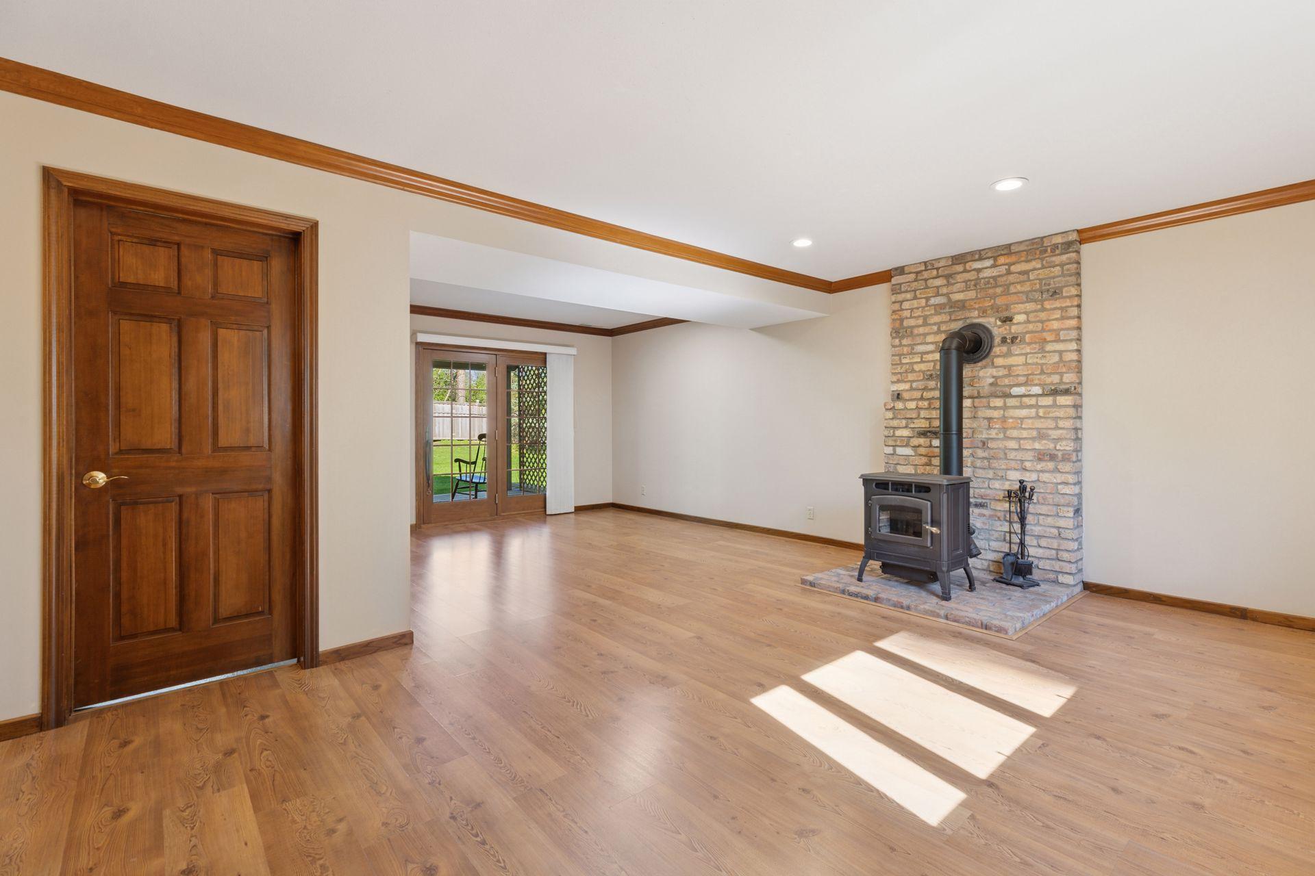 3400 Rainbow Drive