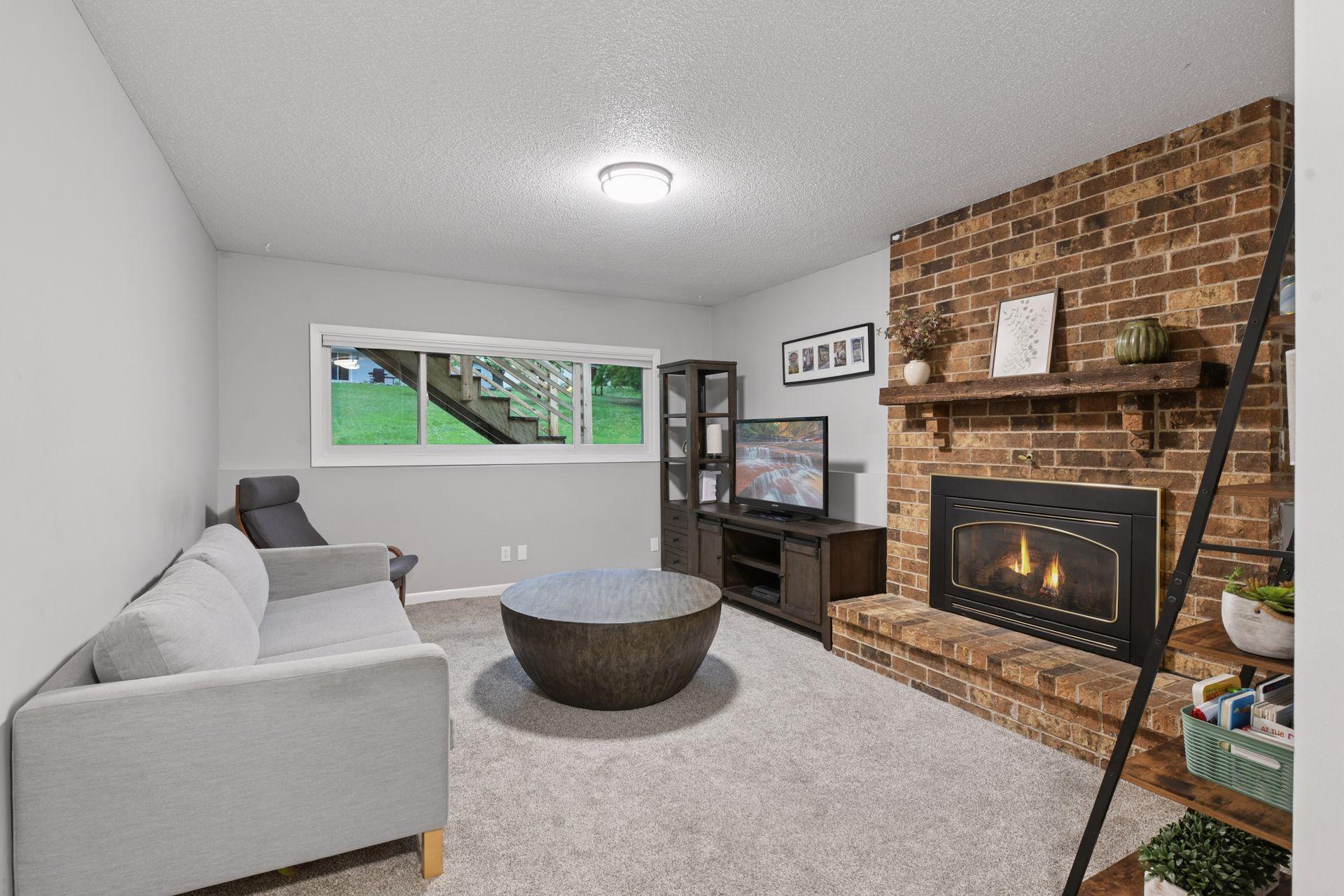 12033 Chesholm Lane