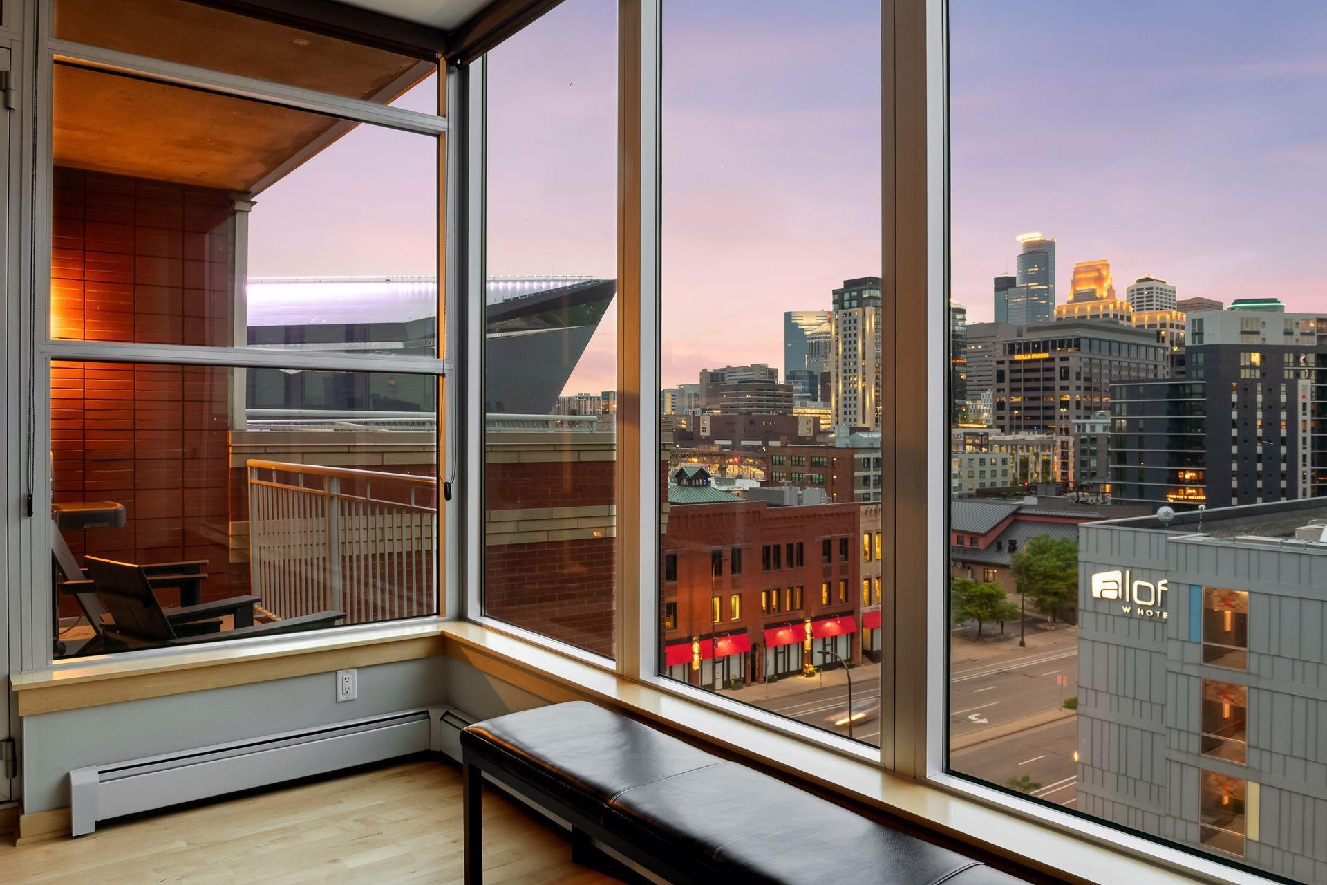 215 10th Avenue S Unit: 723