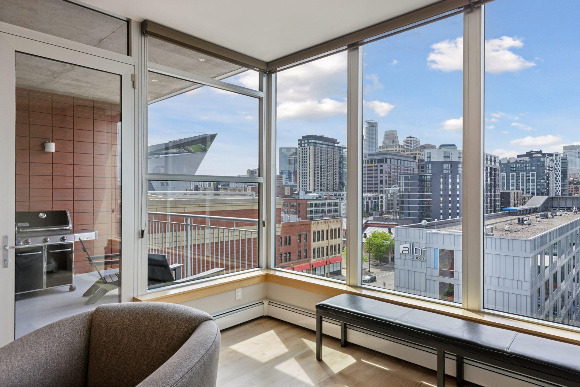 215 10th Avenue S Unit: 723