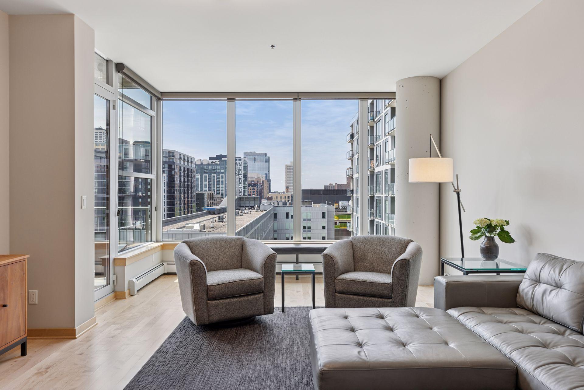 215 10th Avenue S Unit: 723