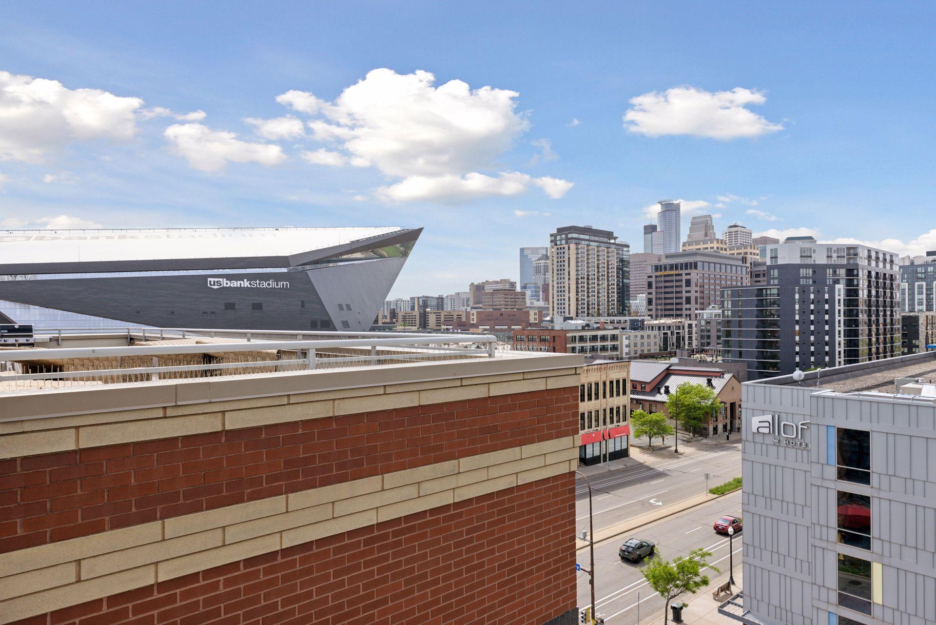 215 10th Avenue S Unit: 723
