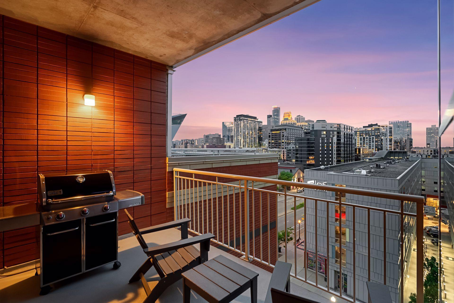 215 10th Avenue S Unit: 723