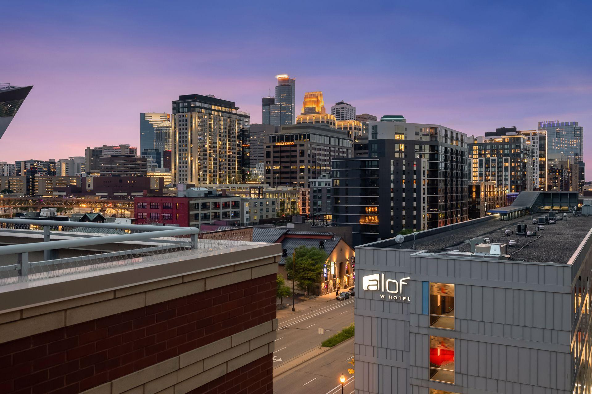 215 10th Avenue S Unit: 723