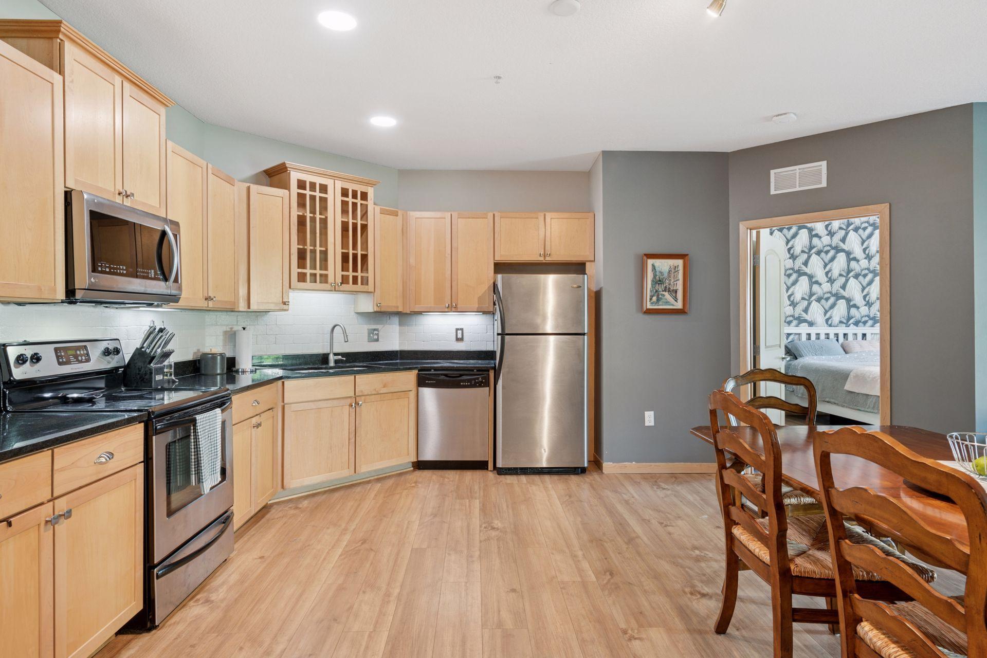 4132 Vernon Avenue S Unit: A103