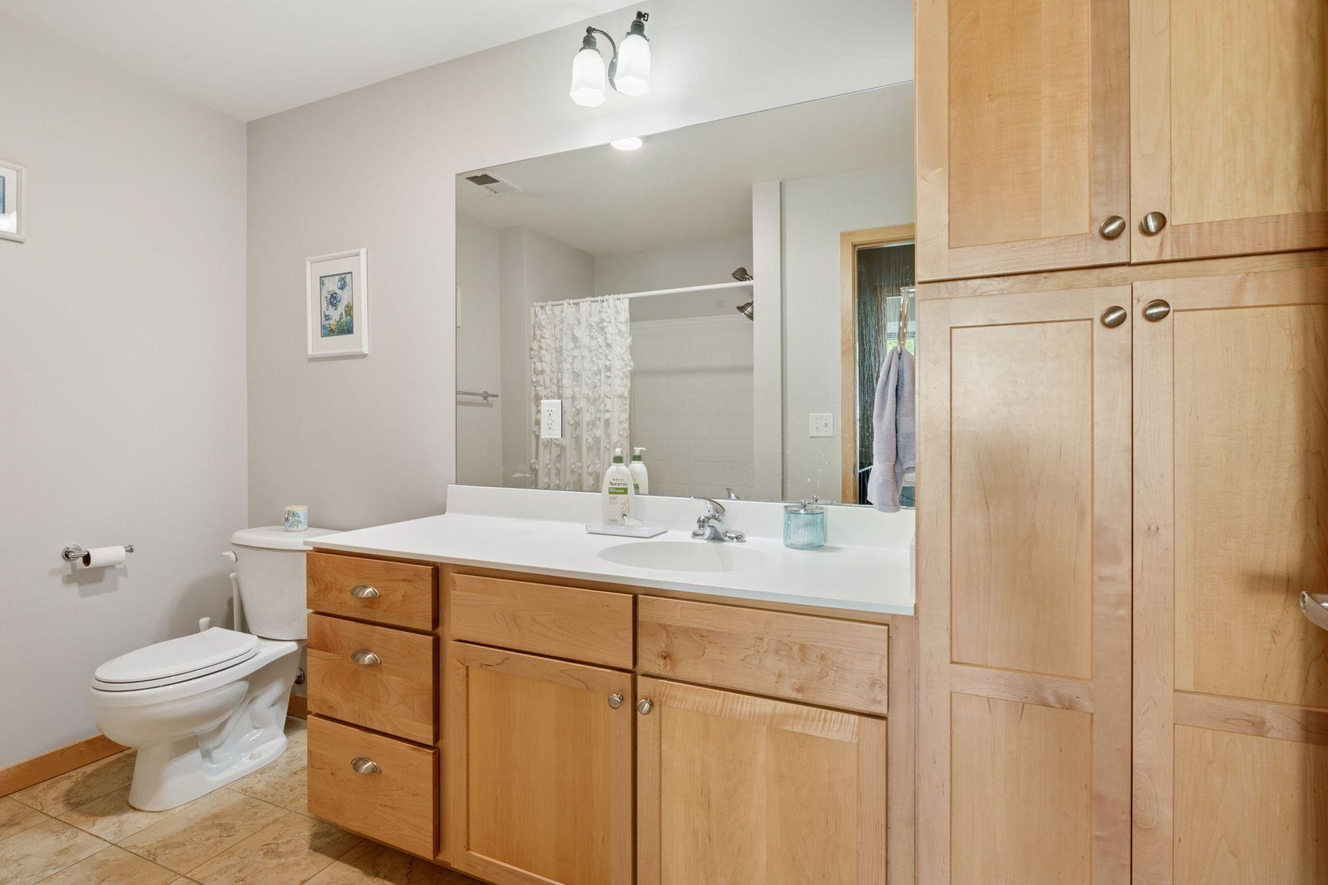 4132 Vernon Avenue S Unit: A103