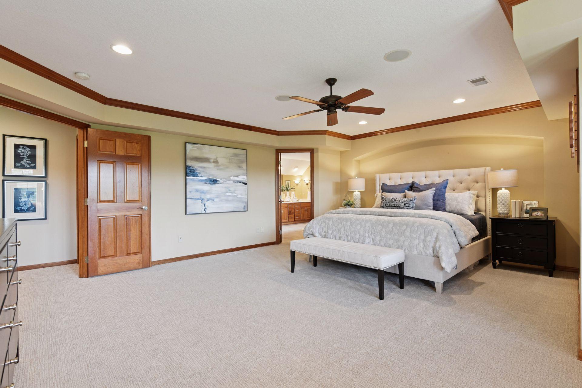 950 Willow View Drive