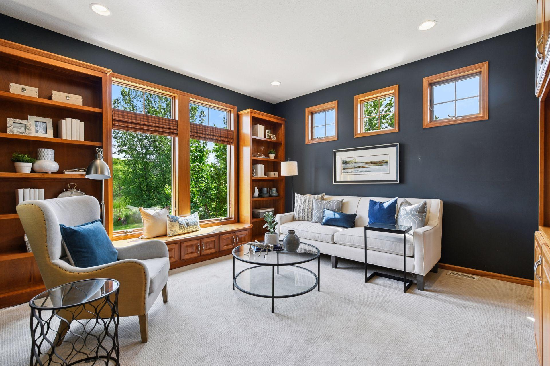 950 Willow View Drive