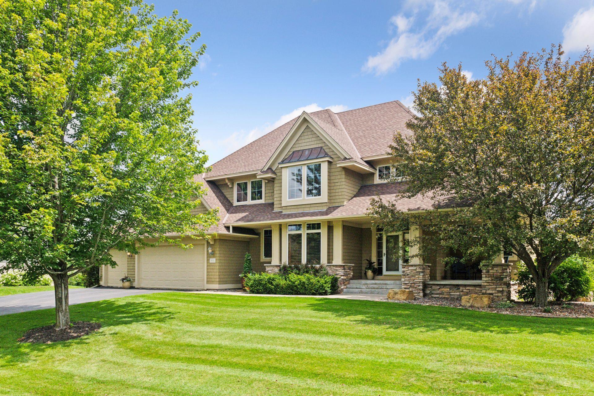 950 Willow View Drive