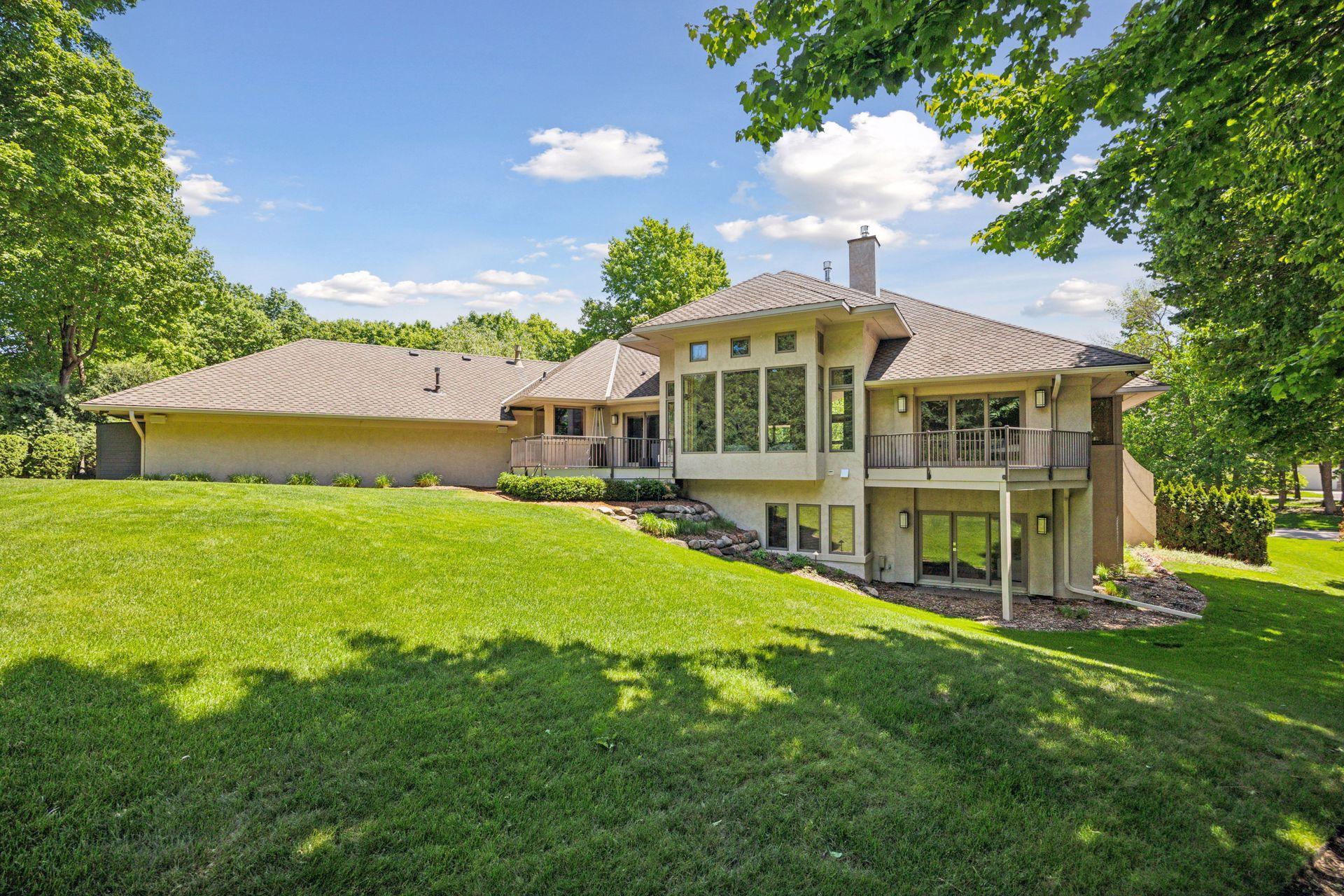 6420 Thornberry Curve