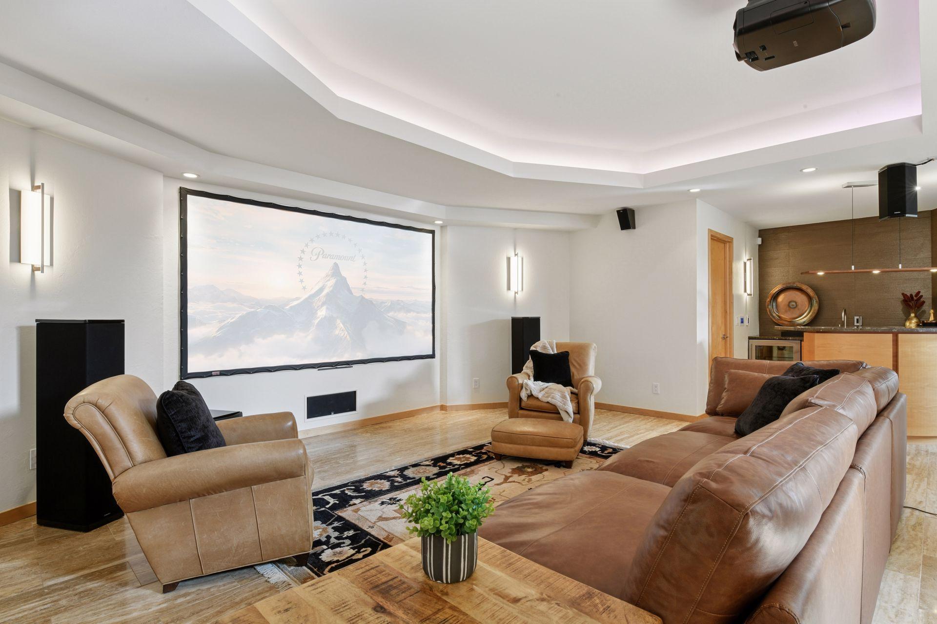 6420 Thornberry Curve