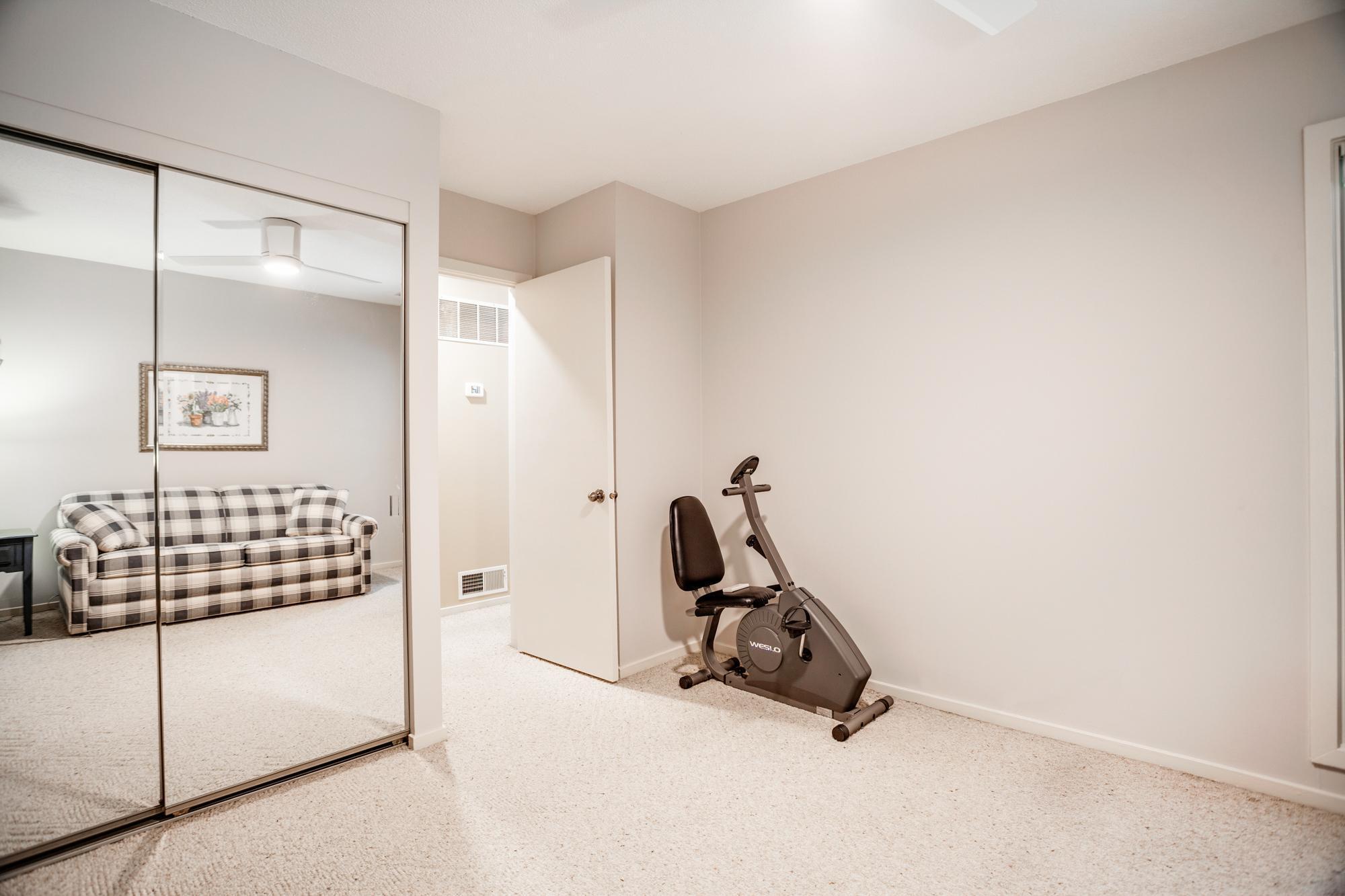 6415 Colony Way Unit: 2A