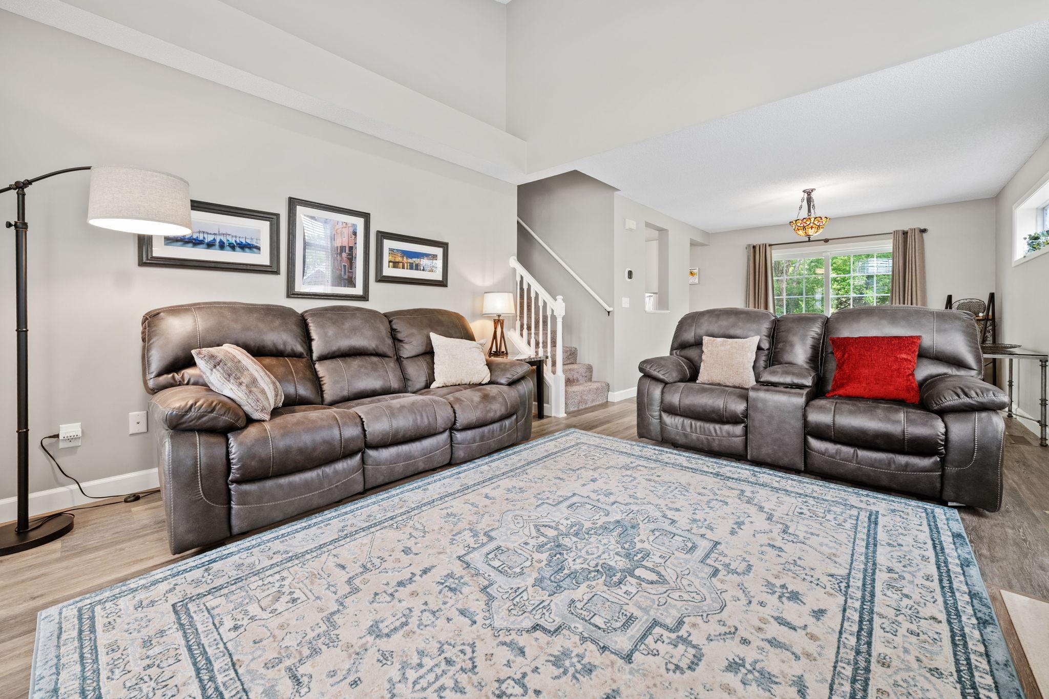 4345 Merrimac Lane N Unit: 7