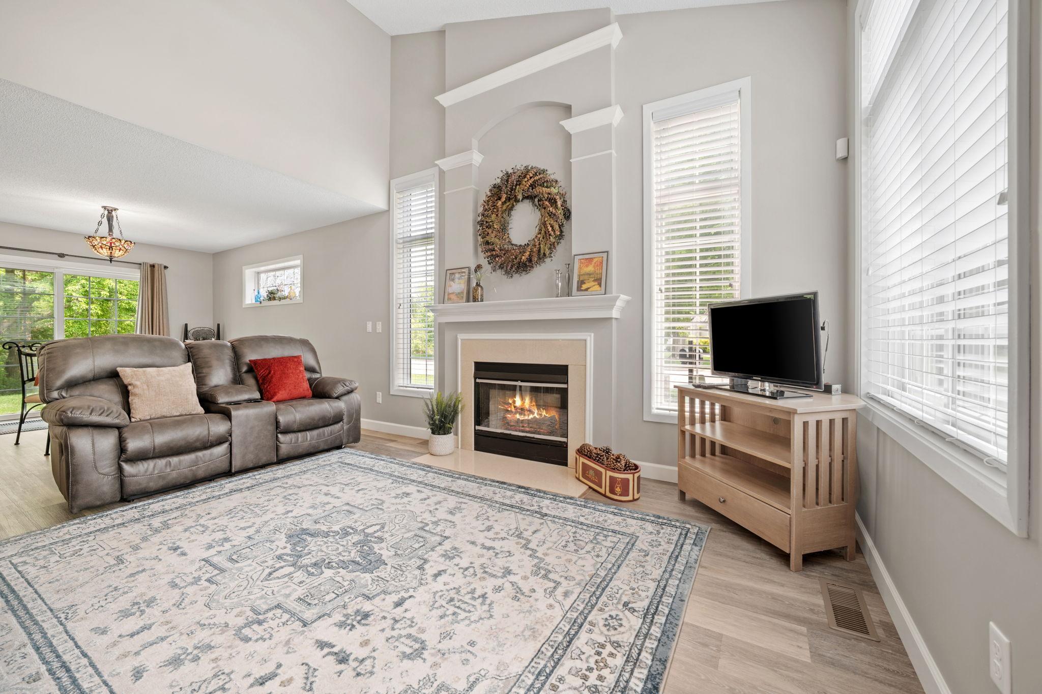 4345 Merrimac Lane N Unit: 7