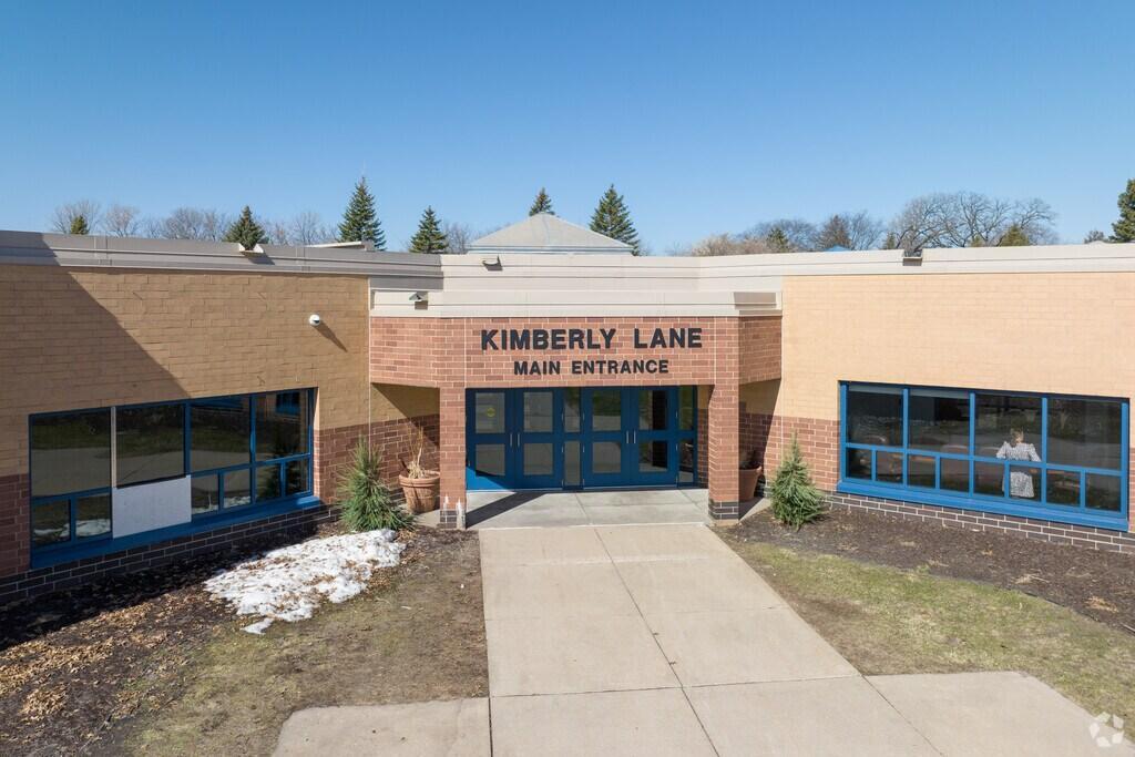 4345 Merrimac Lane N Unit: 7