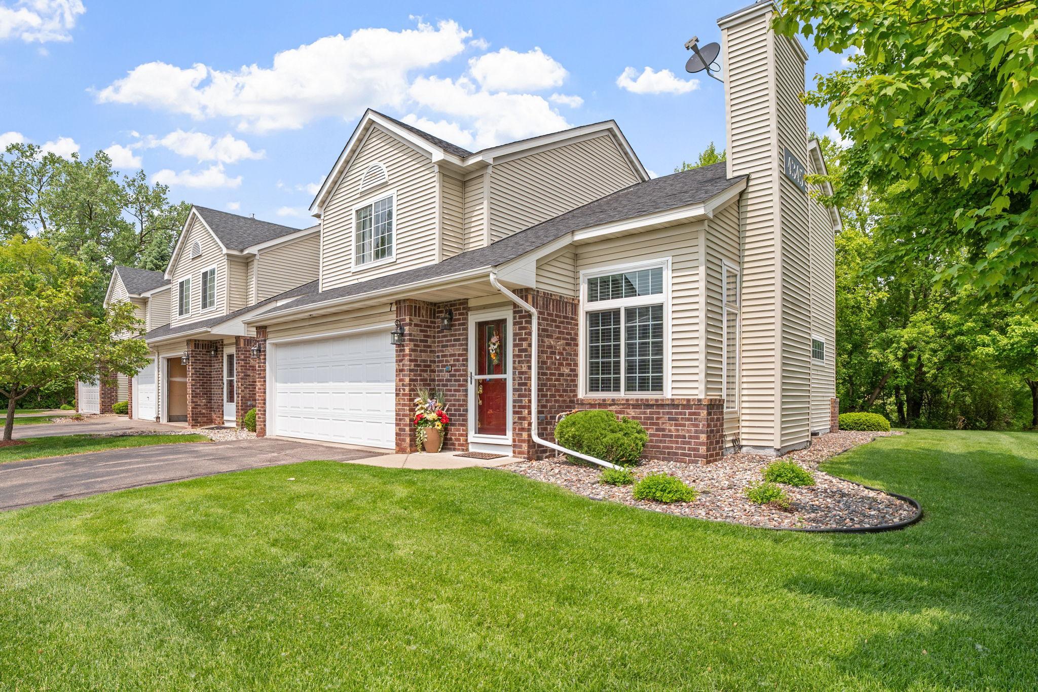 4345 Merrimac Lane N Unit: 7