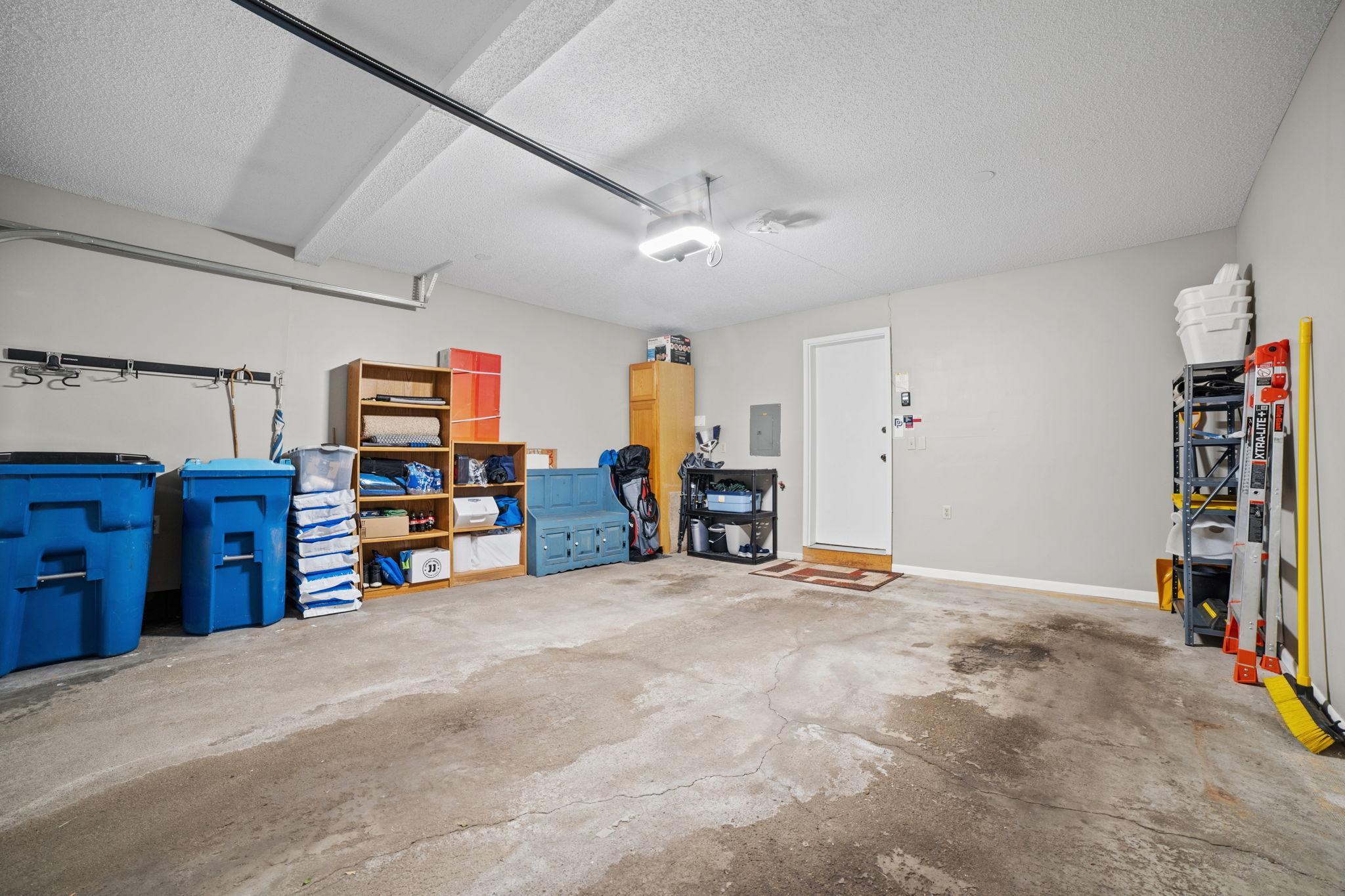 4345 Merrimac Lane N Unit: 7