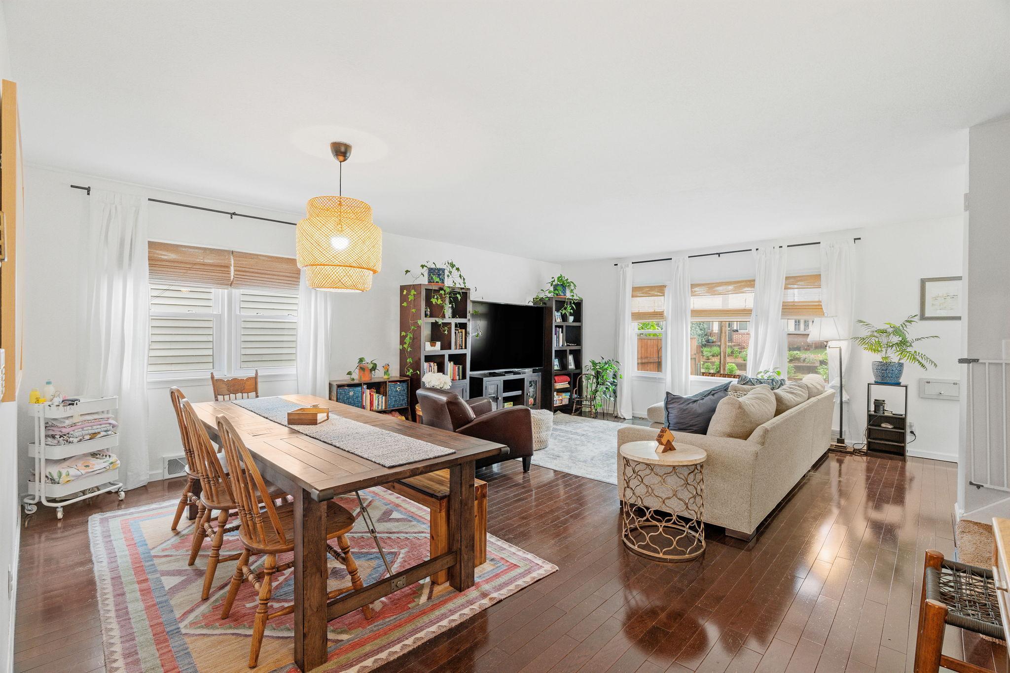1714 5th Street NE