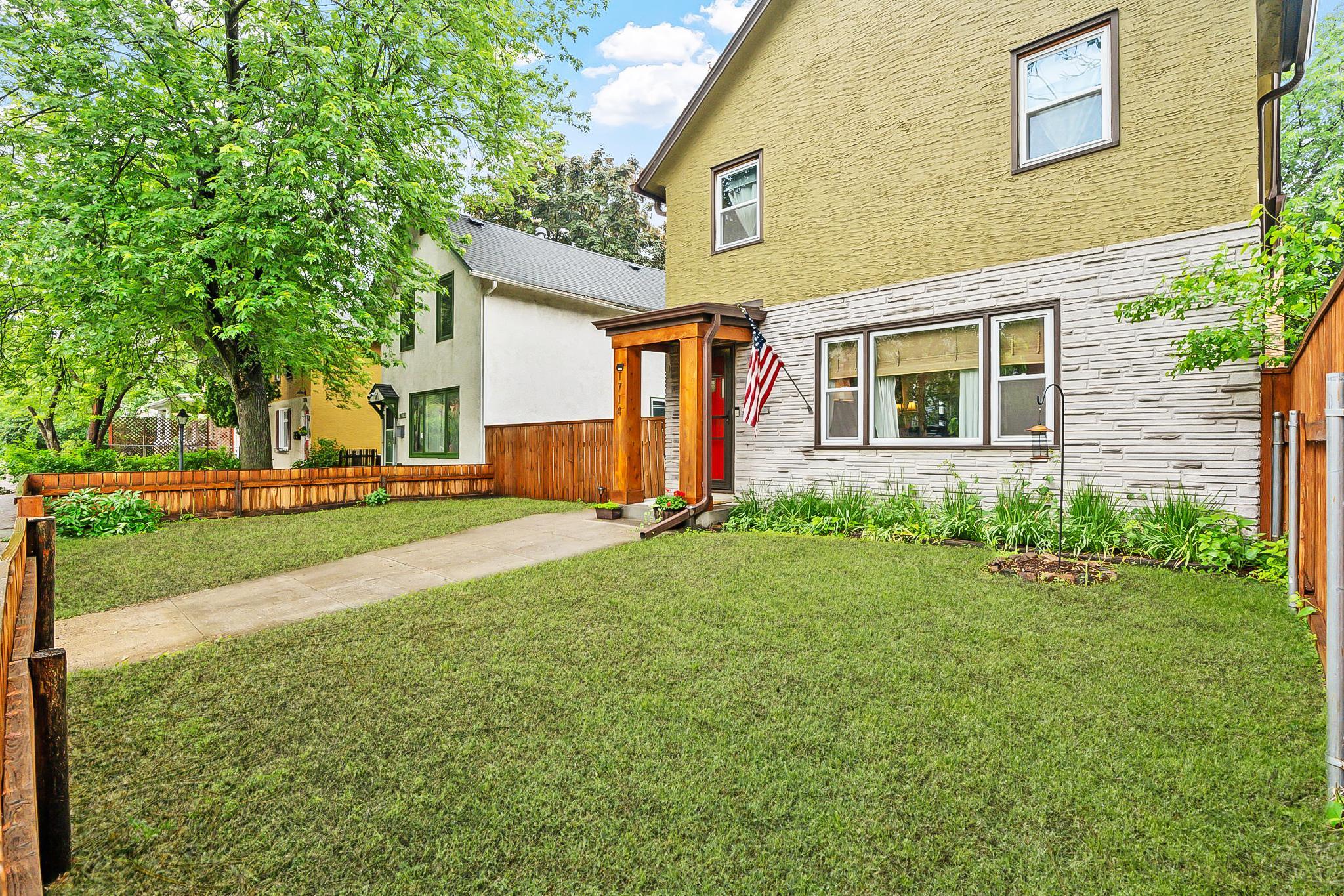 1714 5th Street NE
